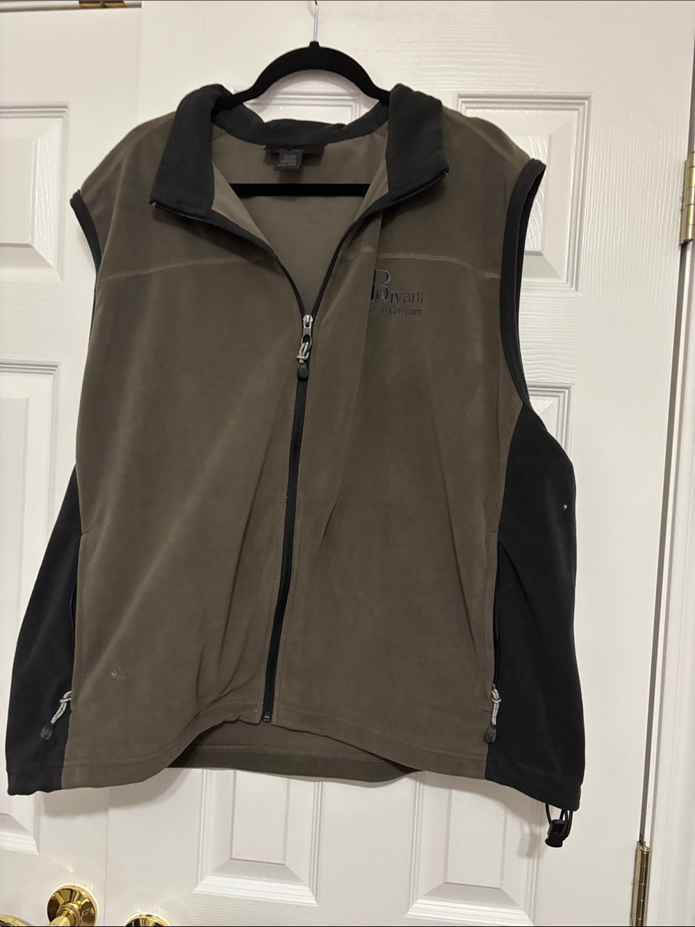 Privaun Men's Olive & Black Fleece Vest - Full Zip